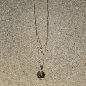 Double Layered Rose Pendant Necklace